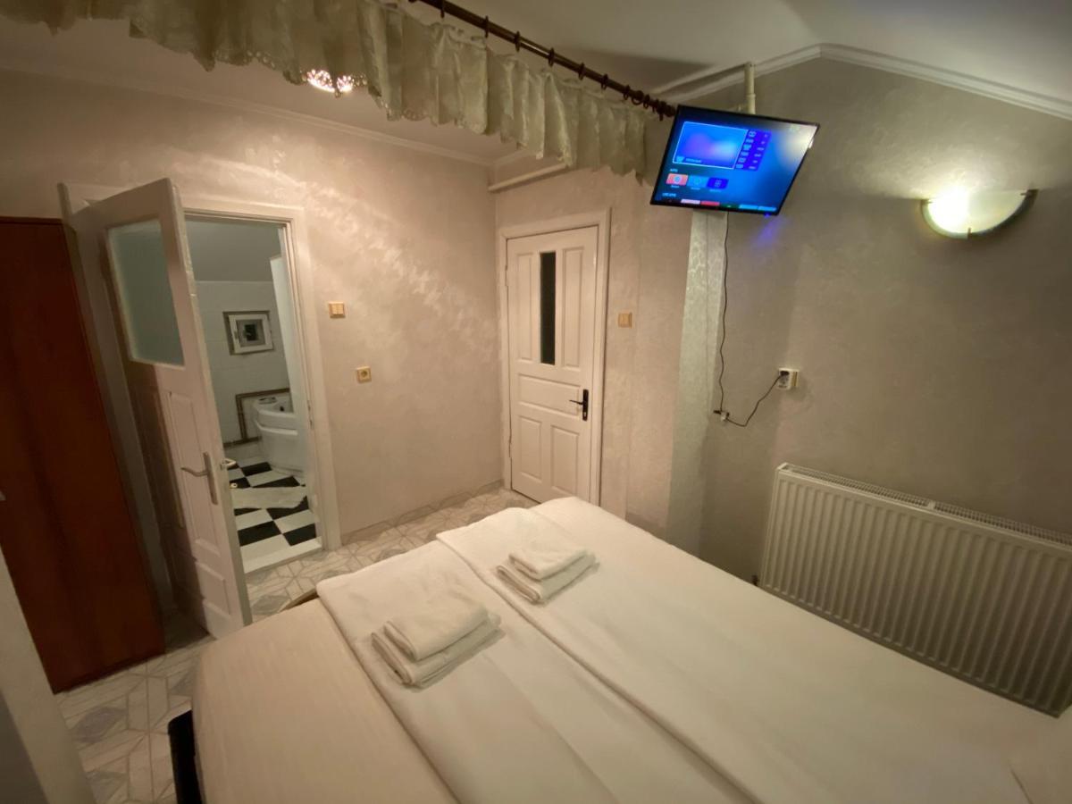 쿠티에데아게스 Apartament Mansarda 아파트 외부 사진