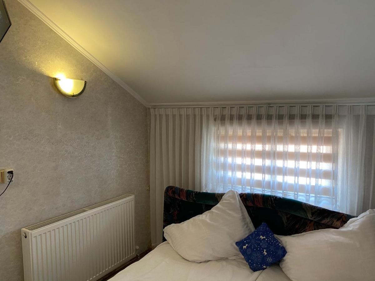 쿠티에데아게스 Apartament Mansarda 아파트 외부 사진