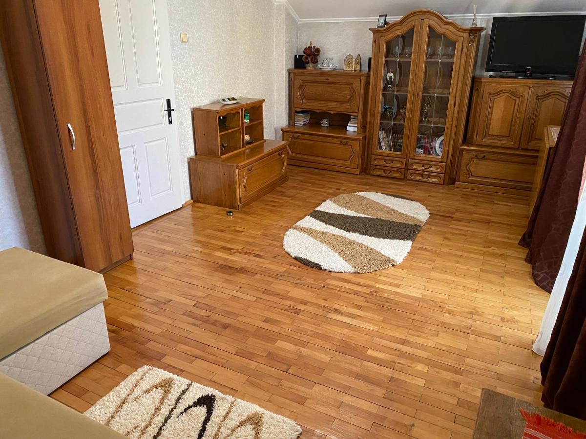 쿠티에데아게스 Apartament Mansarda 아파트 외부 사진