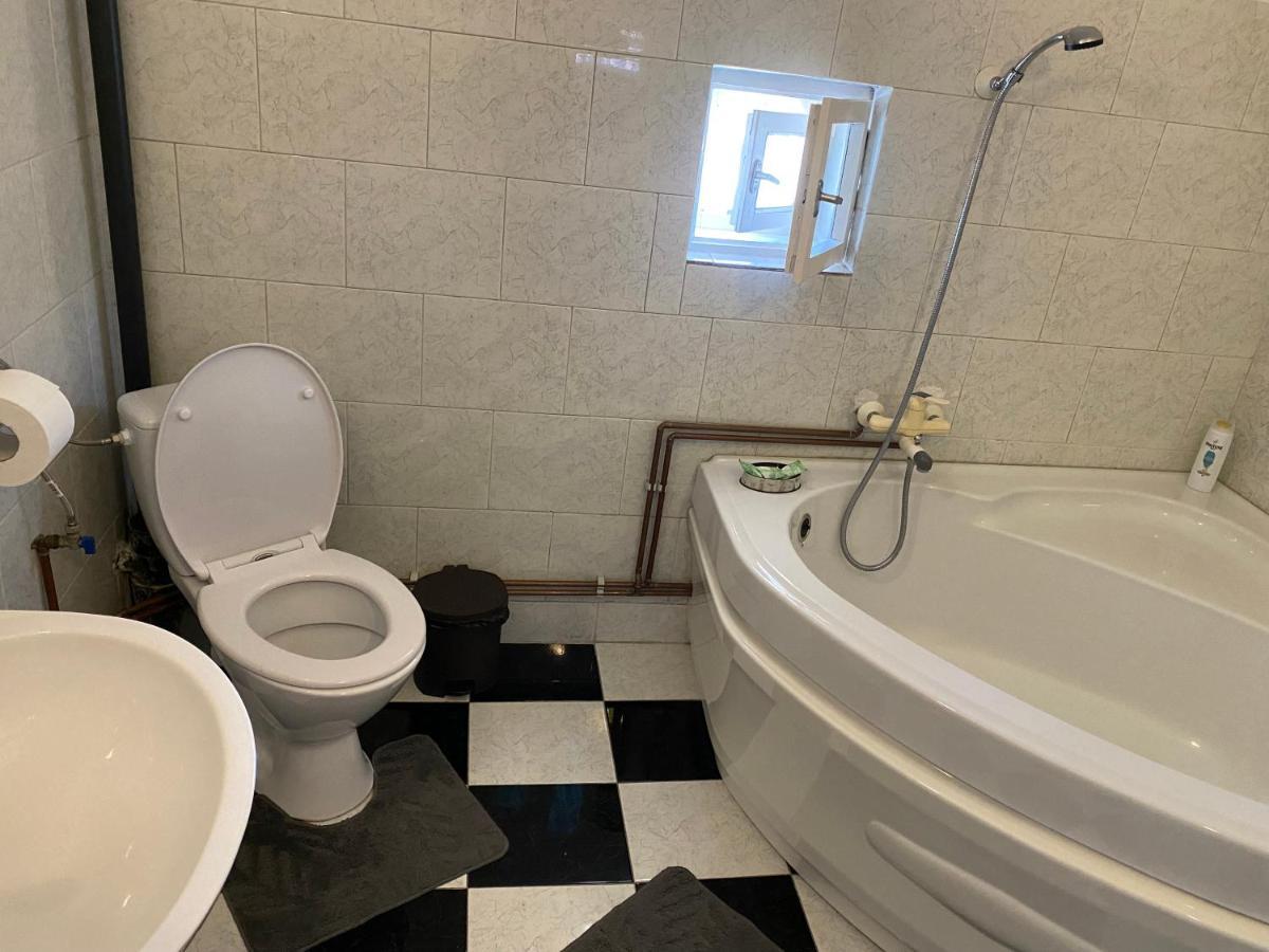 쿠티에데아게스 Apartament Mansarda 아파트 외부 사진